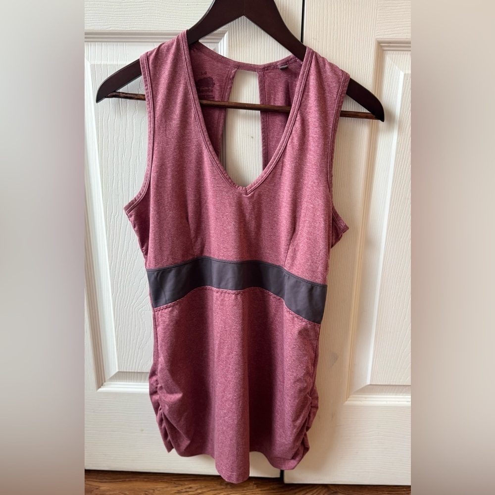 ROOTS Women's Maroon Sleeveless Racer Top (L)